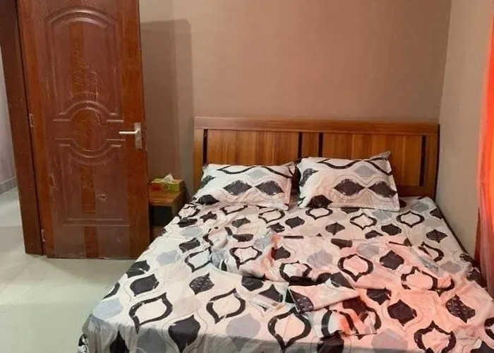 Maica'S Apartment